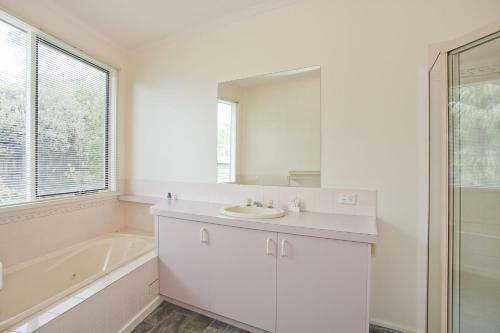 Seabreeze Central Lorne