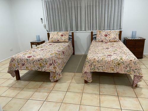 Tamborine Accommodation 84 Eagle Heights Road 6 Bedroom 3 Baths Parking