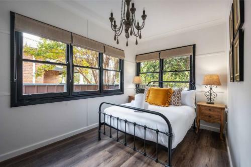 Mudgee Maison- A Charming Vintage Country Escape