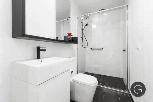 Bright 1 Bedroom Apartment In St Kilda