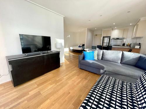 Readyset Apartments At Dockside
