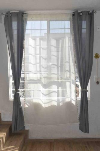 Tranquila Casa Nueva A 10 Min Del Aeropuerto