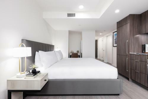 Hotel Level Downtown - Howe