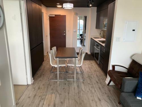 Apartamento Aj?s Downtwon Toronto Suite+parking