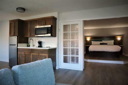 Hotel Homestay Suites - Studios & Spas