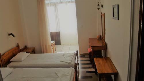 Notis Hotel
