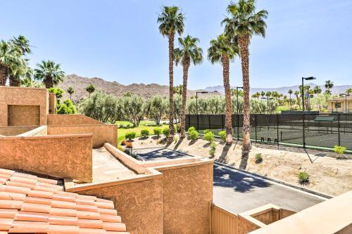 Palm Desert Townhome With Patio, Community Pool