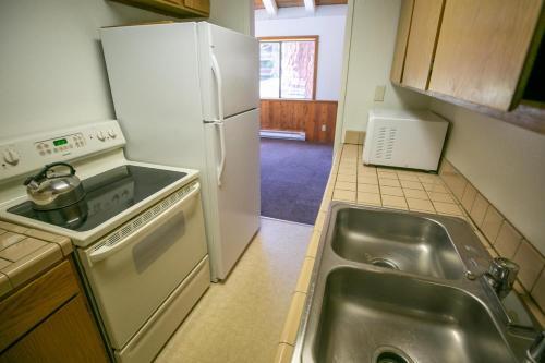 Apartamento Steps From Mammoth Mountain, Fireplace, Free Parking! Condo