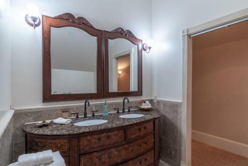 Hotel Chateau Coralini