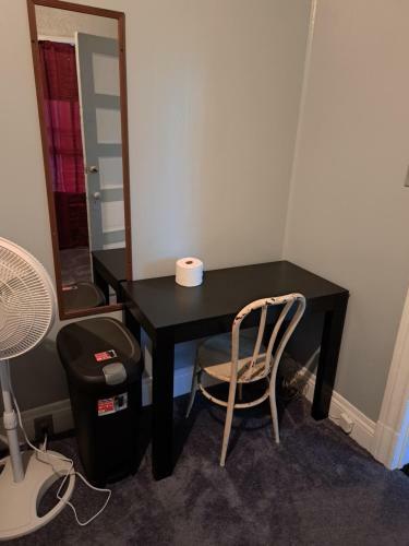 2 Bedroom Home Near Downtown La