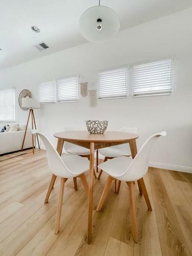 Prime 2bd/3ba - Venice Beach Los Angeles