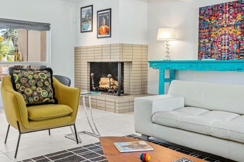 Sunny Soul - Iconic Mid Mod Pool Home!