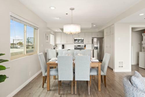 Bayside Walk Escape Unit A