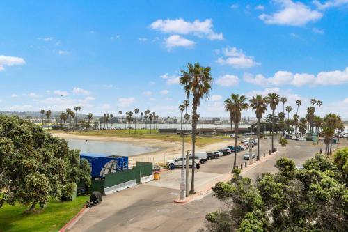 Bayside Walk Escape Unit A