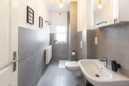 Bheaven I Explorer Premium Apartment