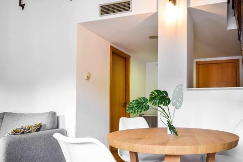 Apartamento Loft Besal� Alojamiento C�ntrico Y Acogedor