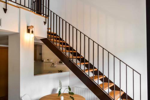 Apartamento Loft Besal� Alojamiento C�ntrico Y Acogedor
