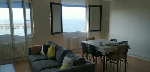 Apartamento Frente Al Mar Bueu