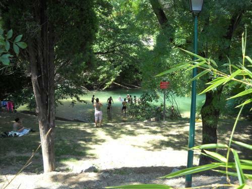 Camping Les Fougui�res