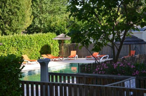 Camping Les Fougui�res