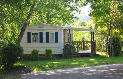 Camping Les Fougui�res