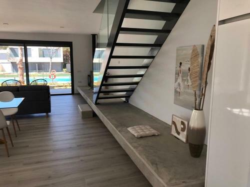 Magn�fico Chalet En Urbanizaci�n Roche