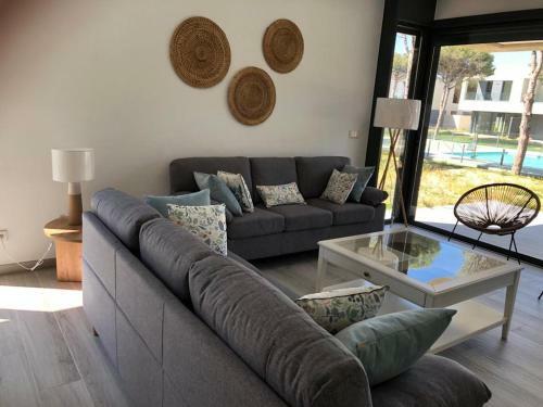 Magn�fico Chalet En Urbanizaci�n Roche