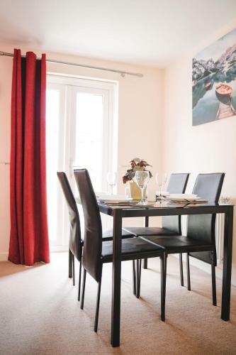 Snapos Luxury Serviced Apartments - Tudor Close