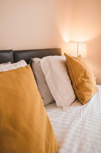 Snapos Luxury Serviced Apartments - Tudor Close