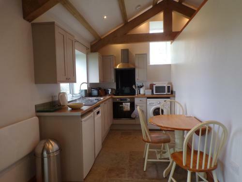 Detached Barn With Valley Views Near Cardigan