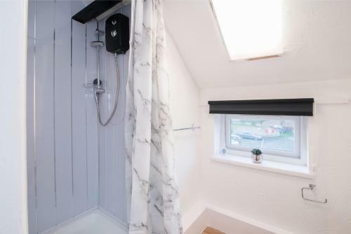 Stunning Studio Apartment * Free Parking * Fast Wifi