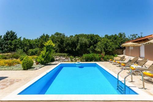 Villa Terpsy By Villa Plus