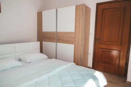 Comfortable Apartment In The City Center