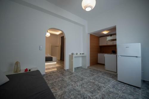 Hostal The F Suites