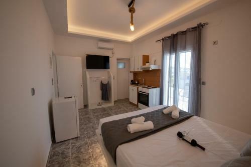 Hostal The F Suites