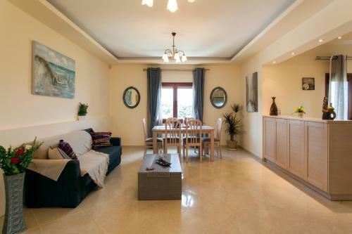 Countryside Cretan Villa