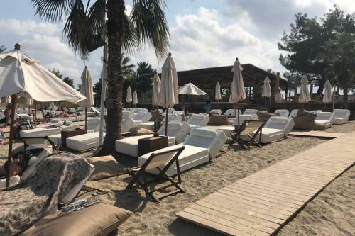 Elena House Near The Beach