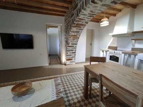 Traditional Suites In Chora Kythnos #6