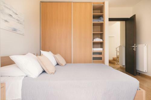 Phillyr?a Luxury Villas