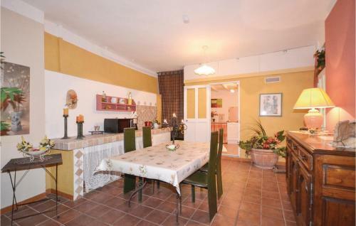 Holiday Home Rue Mlle De Seyt De Pievert