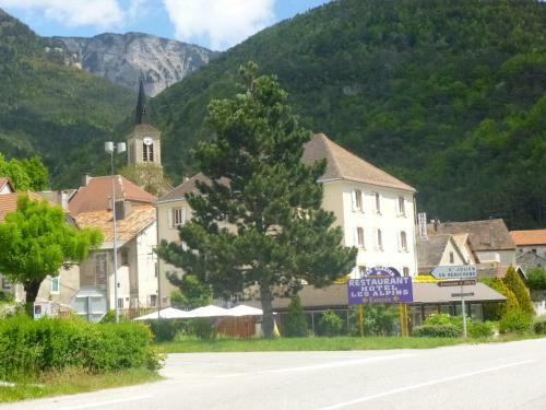 Hotel H�tel Restaurant Les Alpins