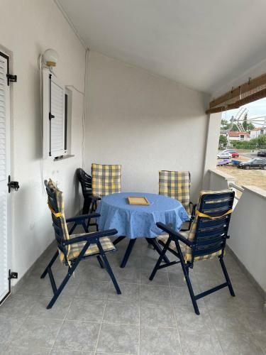 Apartment Near The Beach