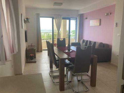 Apartments Elena