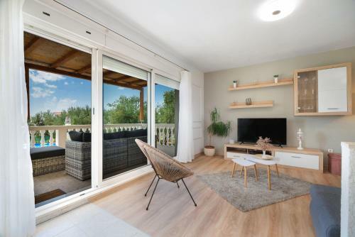 Villa Holiday Home Paligan
