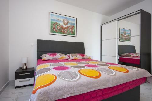 Apartments Happy Holiday