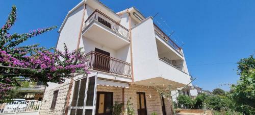 Apartments Villa Paulina
