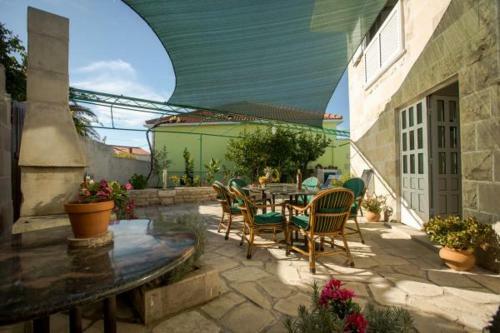 Villa Serventic