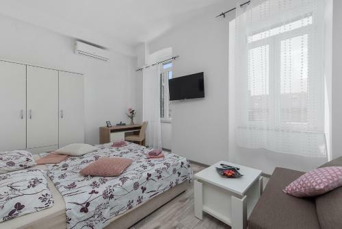 Market Apartments