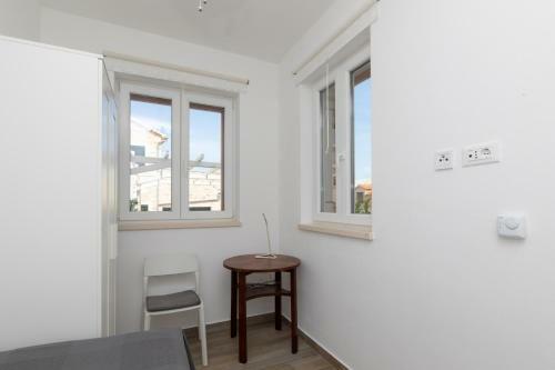 Apartment Reful