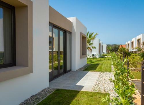 Luxury Villa Resort The Palms